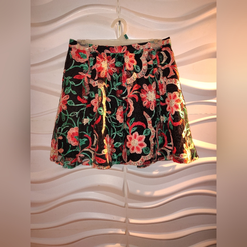 Pre-owned Forever 21 Like New Floral Skirt